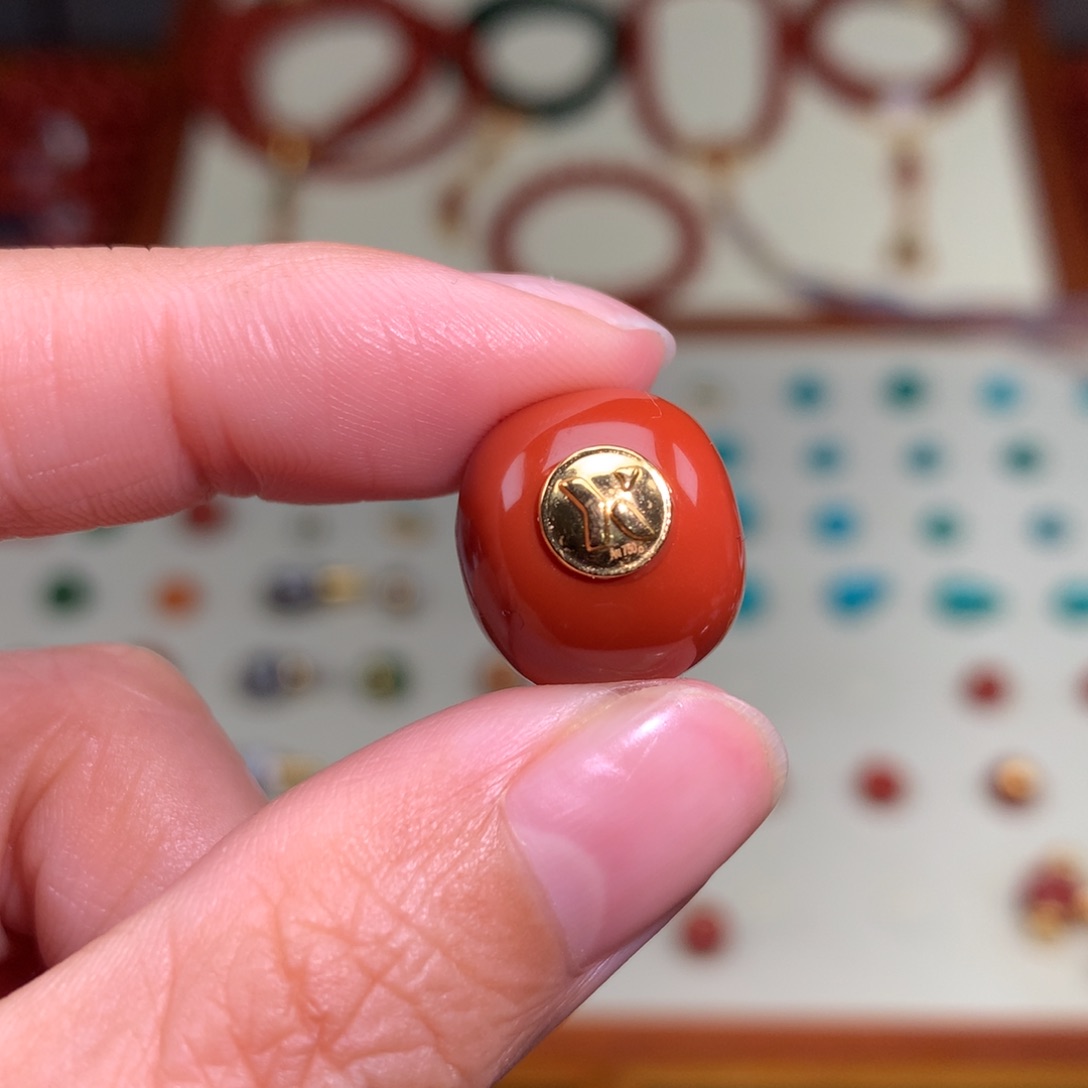 南红玛瑙颈饰未镶嵌