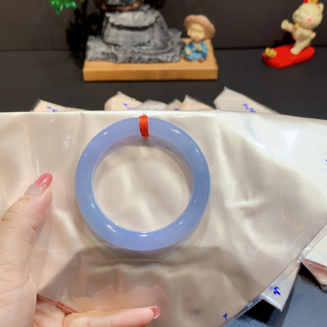 翡翠未镶嵌手镯翡翠手镯