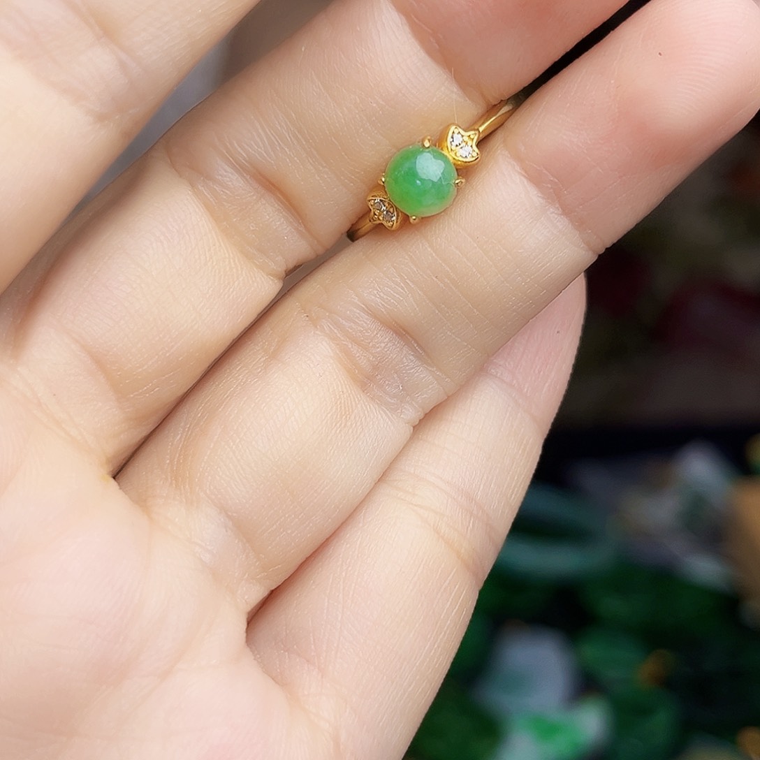 翡翠银S925镶嵌颈饰多样性