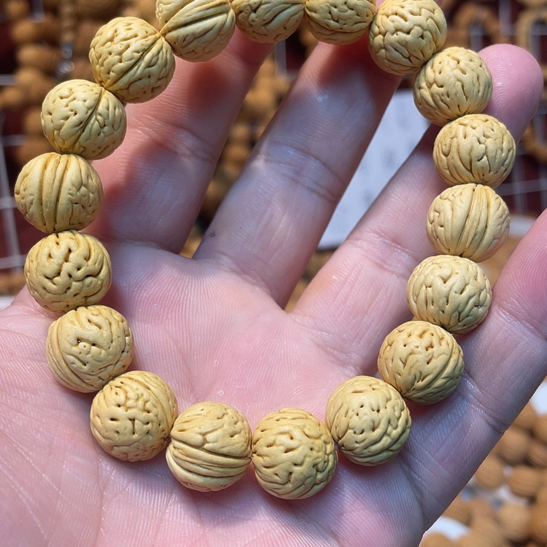 胖***子桃核手串福利福利