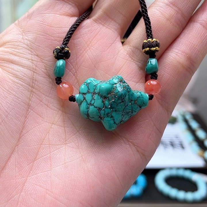 未镶嵌绿松石珠宝奇石