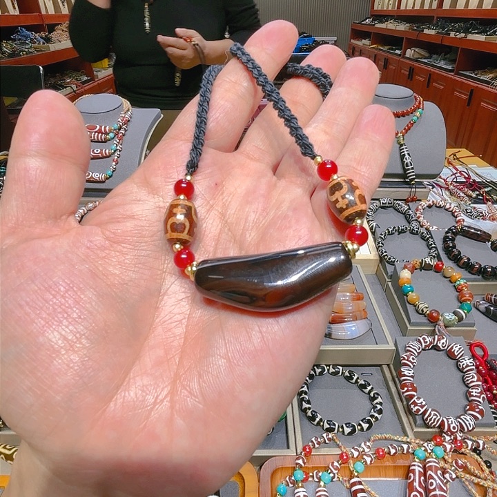 未镶嵌玛瑙/玉髓珠宝奇石