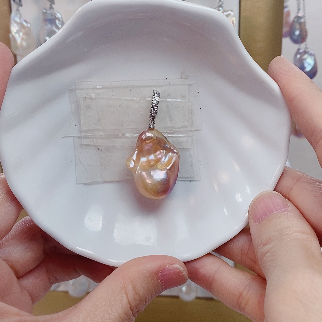 合金无万能扣款彩巴吊坠