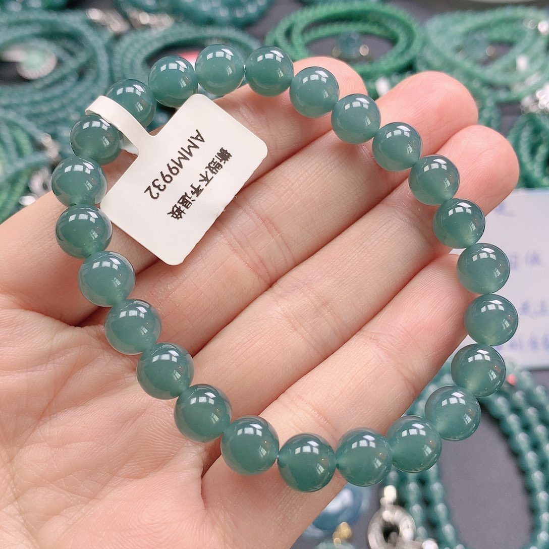 翡翠颈饰未镶嵌手串卡8