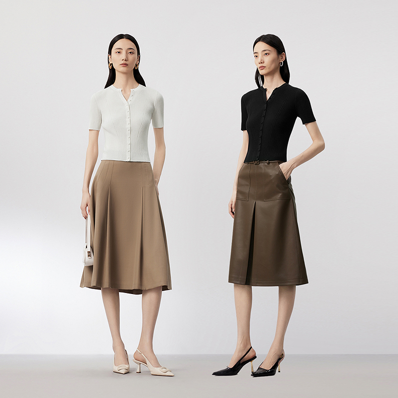 【雅丹风】LANCY/朗姿2024新款简约气质短袖针织开衫女坑条修身上衣