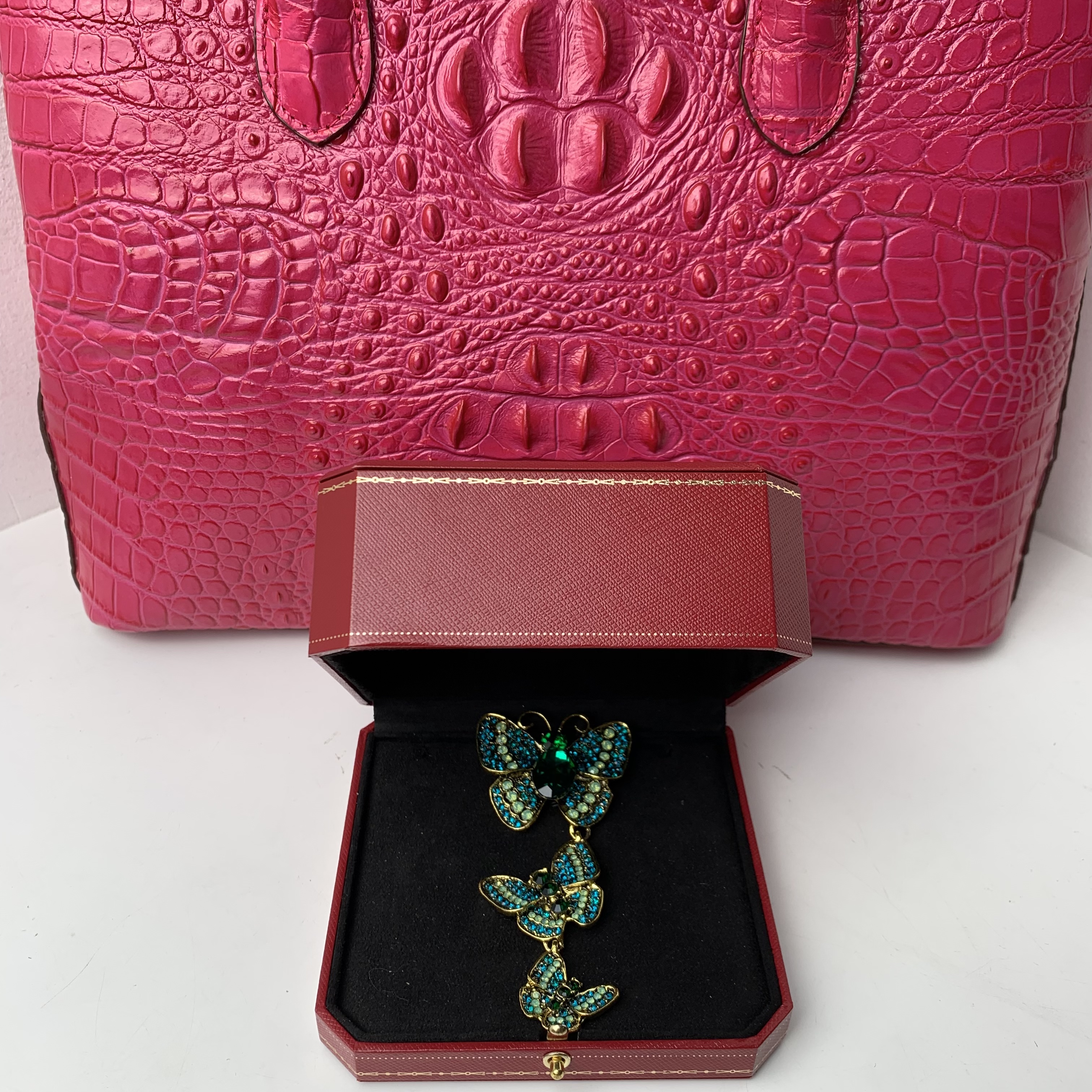 4723【胸针】气质优雅女士三蝴蝶胸针