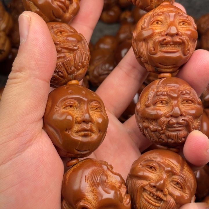 L***U吊坠橄榄核橄榄核