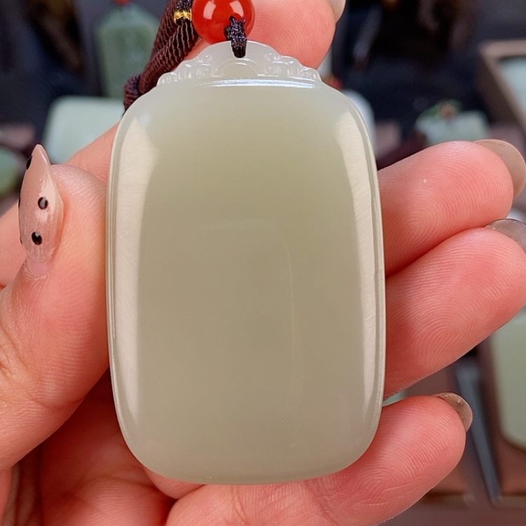 【闪购商品】和田玉颈饰未镶嵌