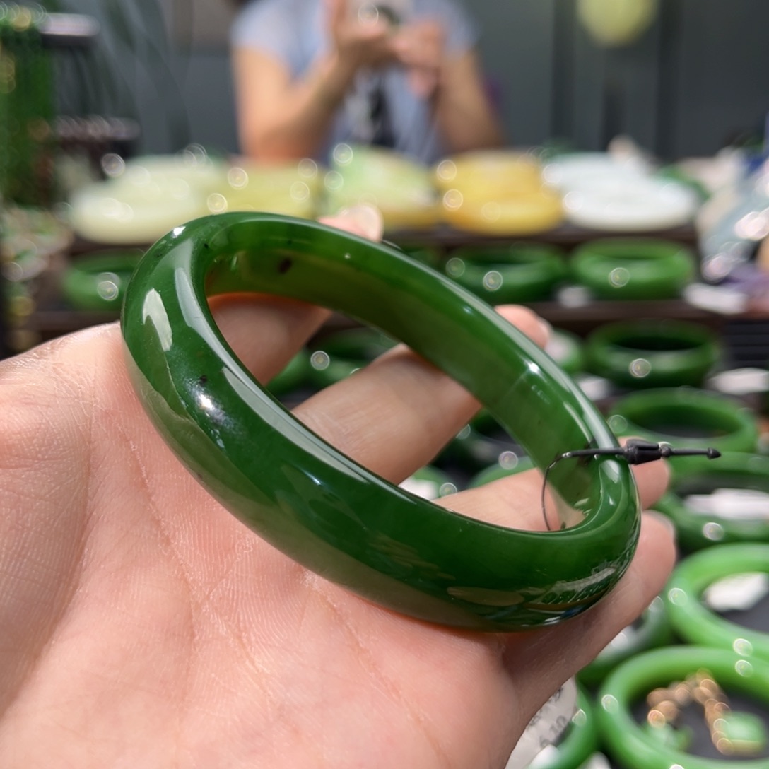 和田玉（碧玉）手镯未镶嵌柳**风