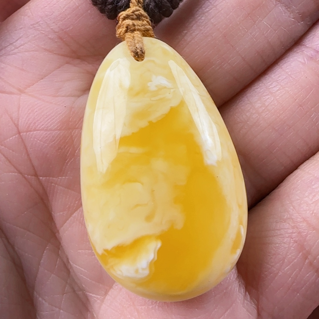 琥珀裸石未镶嵌蜜蜡