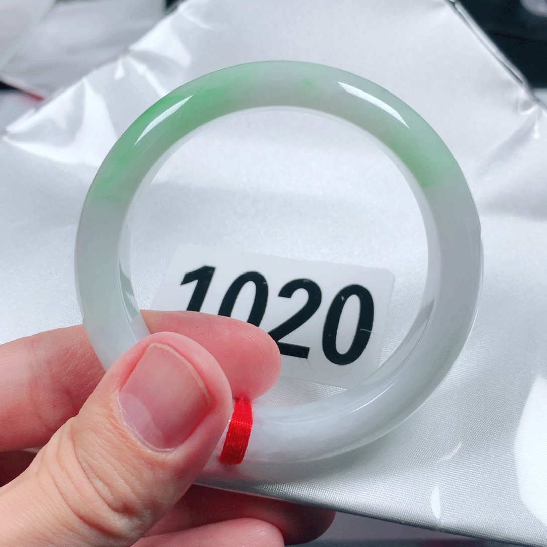 翡翠手镯未镶嵌翡翠手镯1020