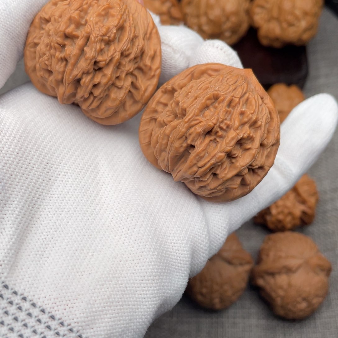 文玩核桃把件40虎头