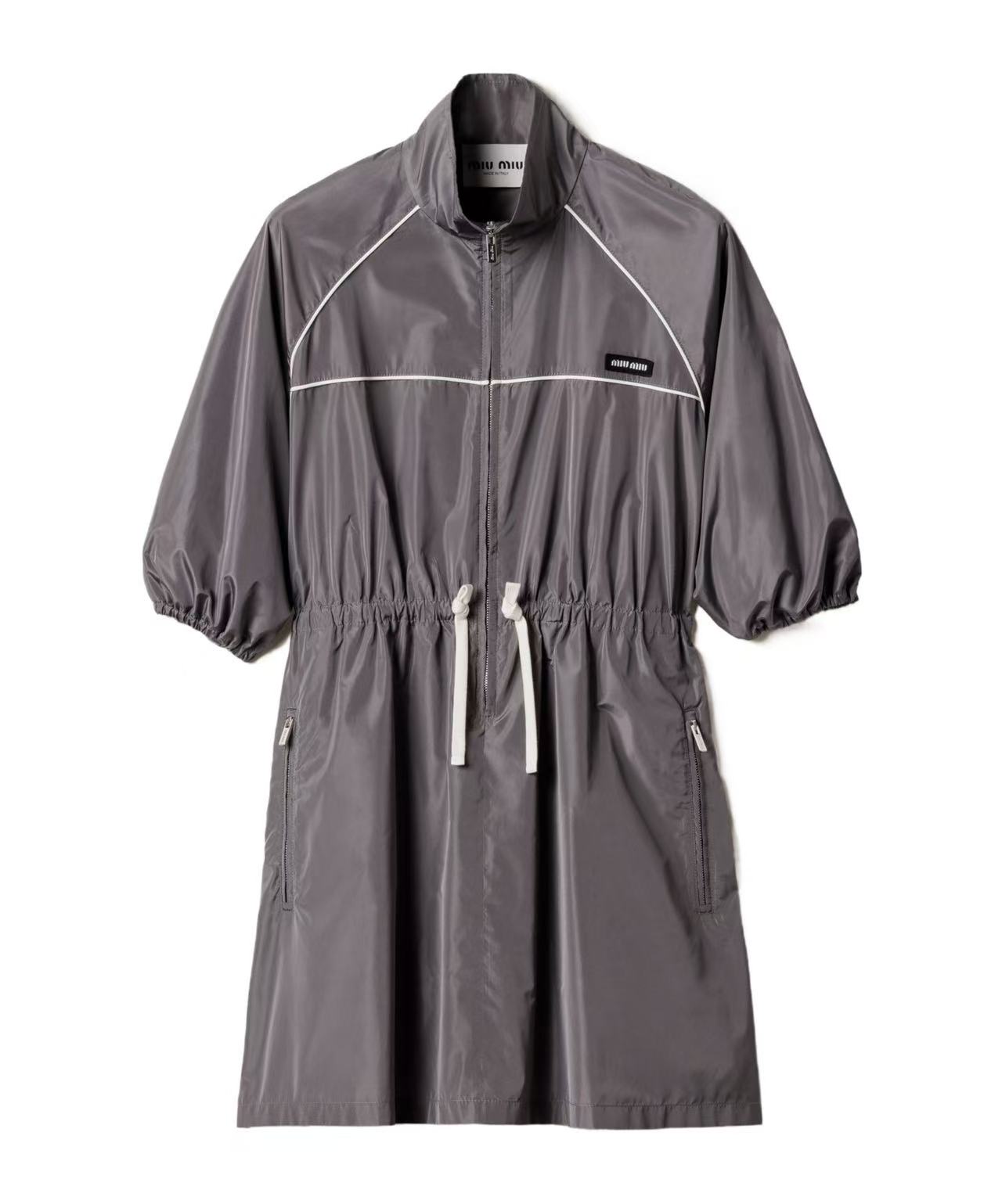 未使用 MIU MIU/缪缪 徽标立领松紧腰短袖连衣裙