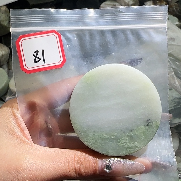 和田玉未镶嵌珠宝半成品