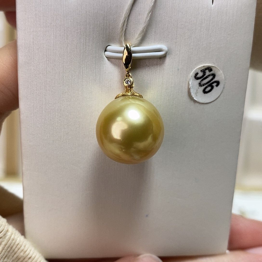 海水珍珠吊坠(不含链)18K金镶嵌