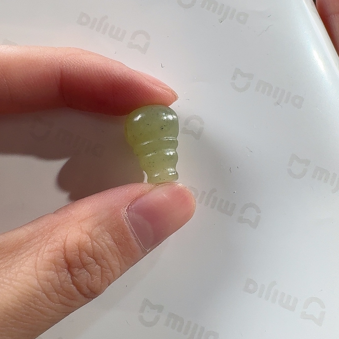 和田玉未镶嵌颈饰若羌黄口散墨