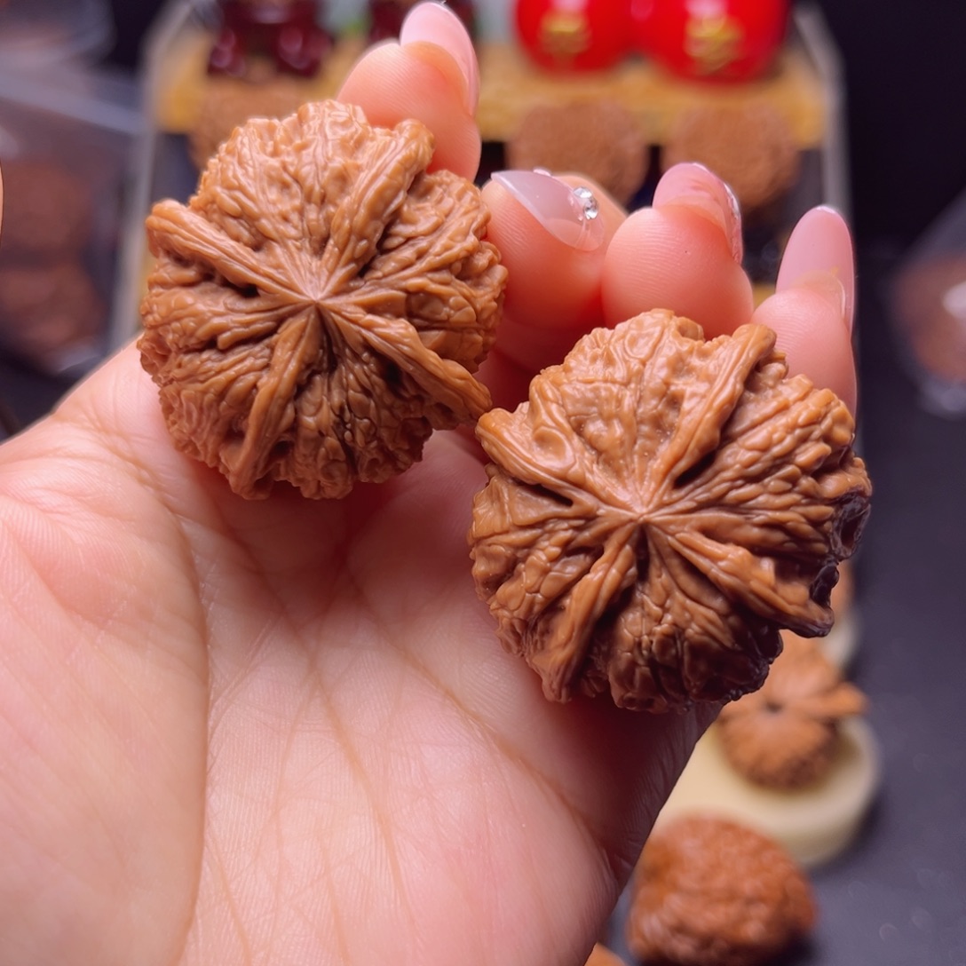 文玩核桃吊坠雨花石四棱，全品对