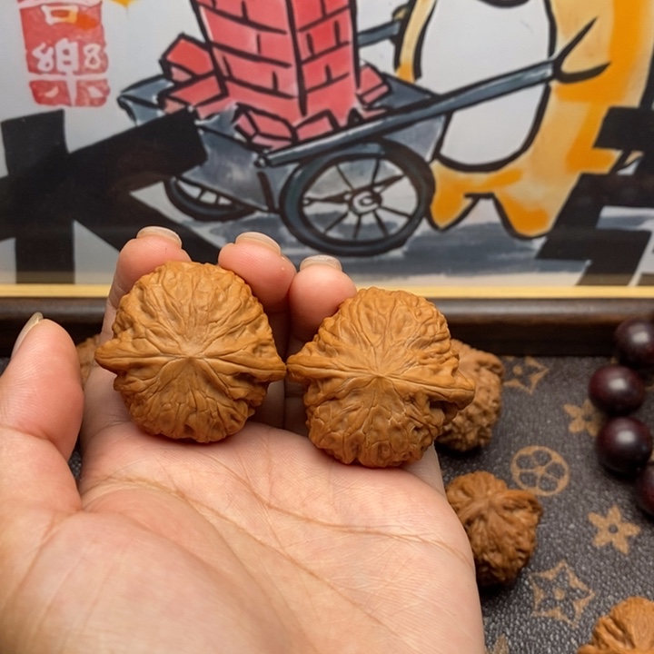 文玩核桃吊坠40铁锤