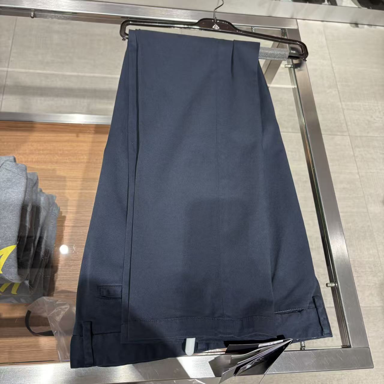 保鲨 不退换 藏青色休闲裤 下单联系客服