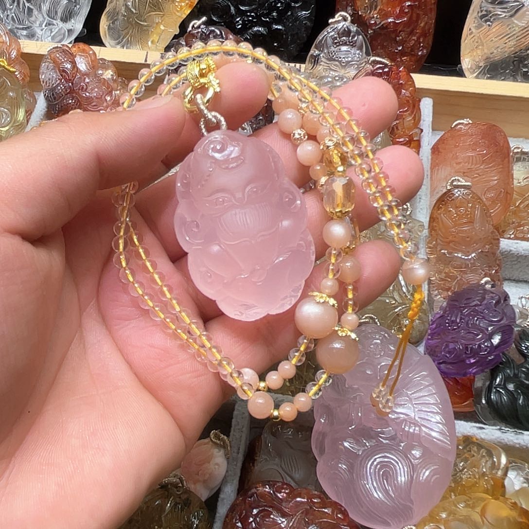 未镶嵌颈饰水晶粉水晶九尾狐