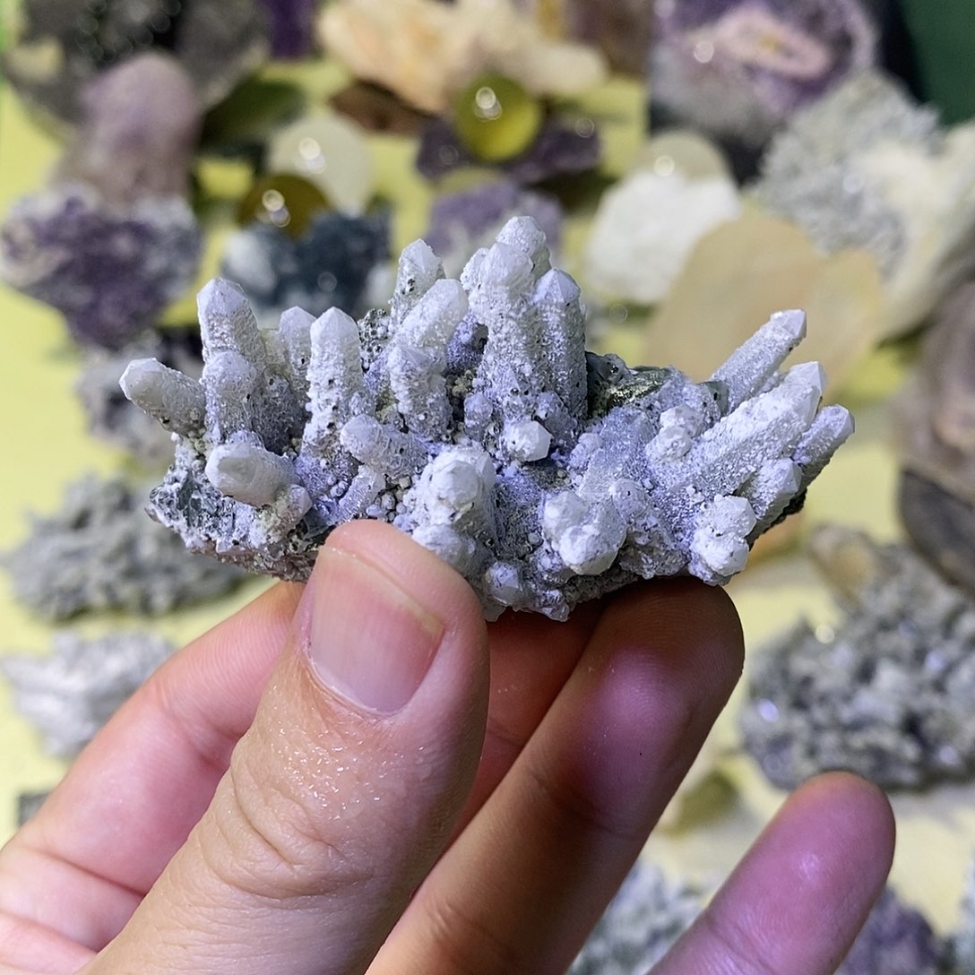 未镶嵌珠宝半成品水晶