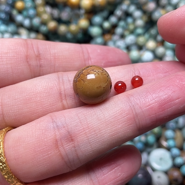 M***豆南红玛瑙未镶嵌13.2