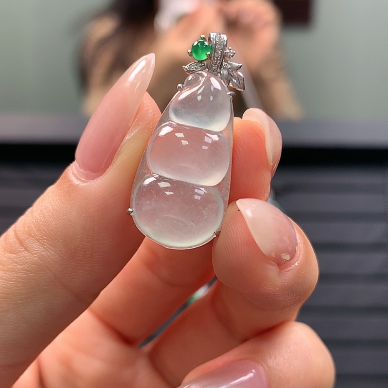 【闪购商品】颈饰18K金镶嵌翡翠天然缅甸翡翠a货