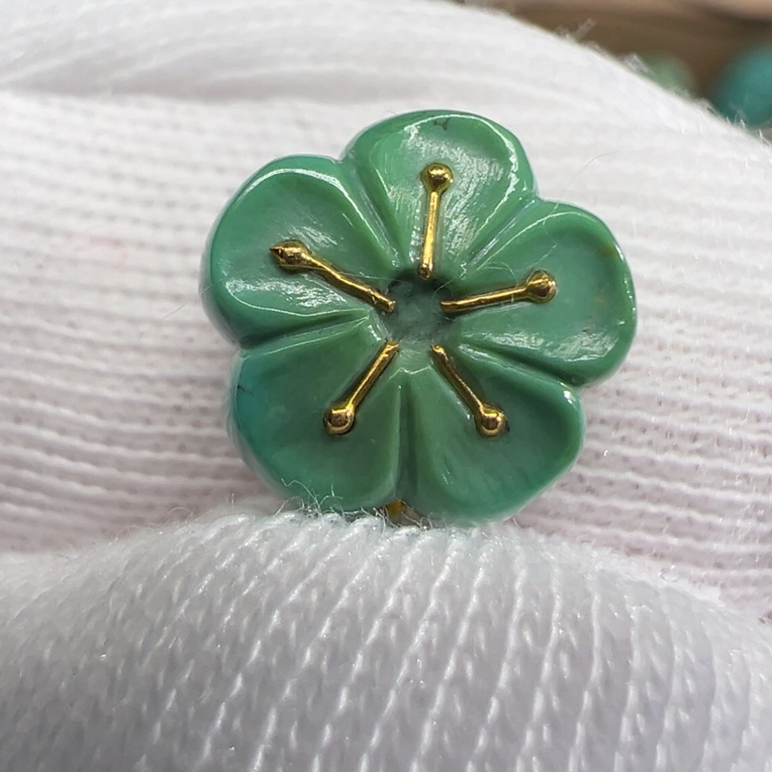 绿松石配饰未镶嵌