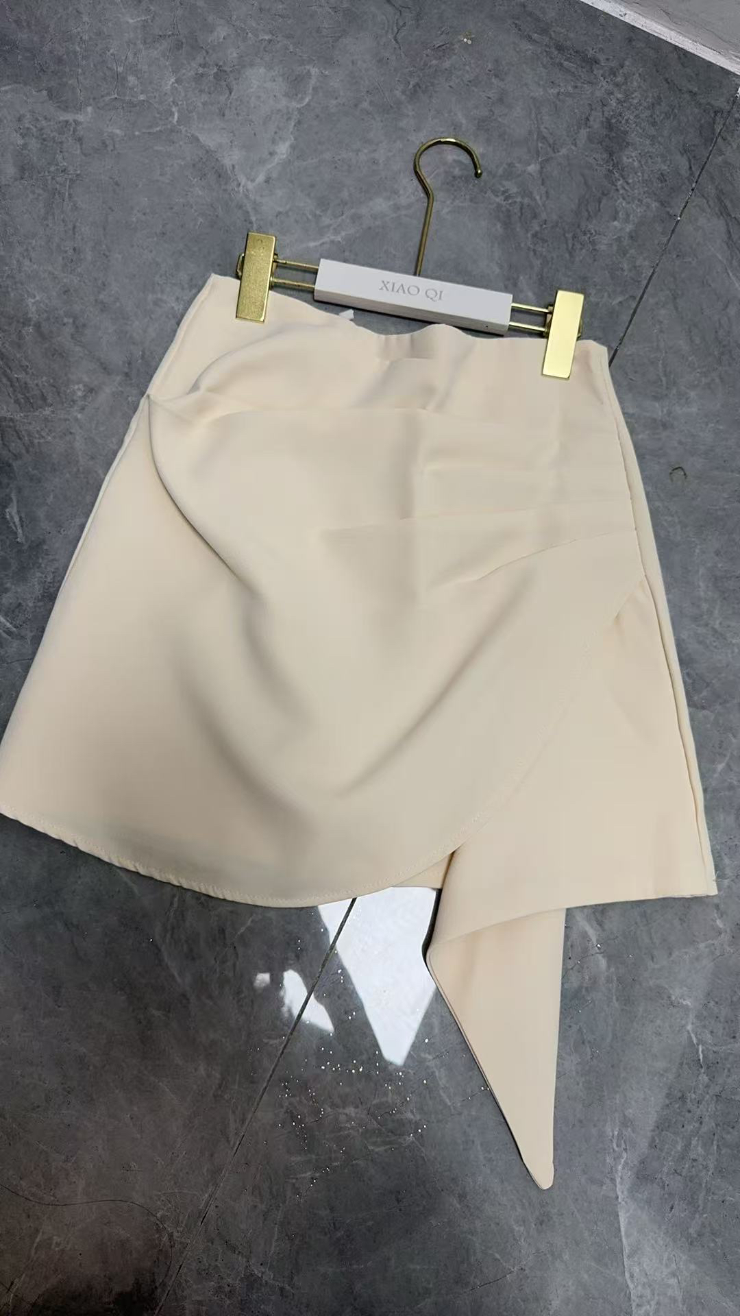 不规则高腰褶皱显瘦包臀A字夏季女士半身短裙