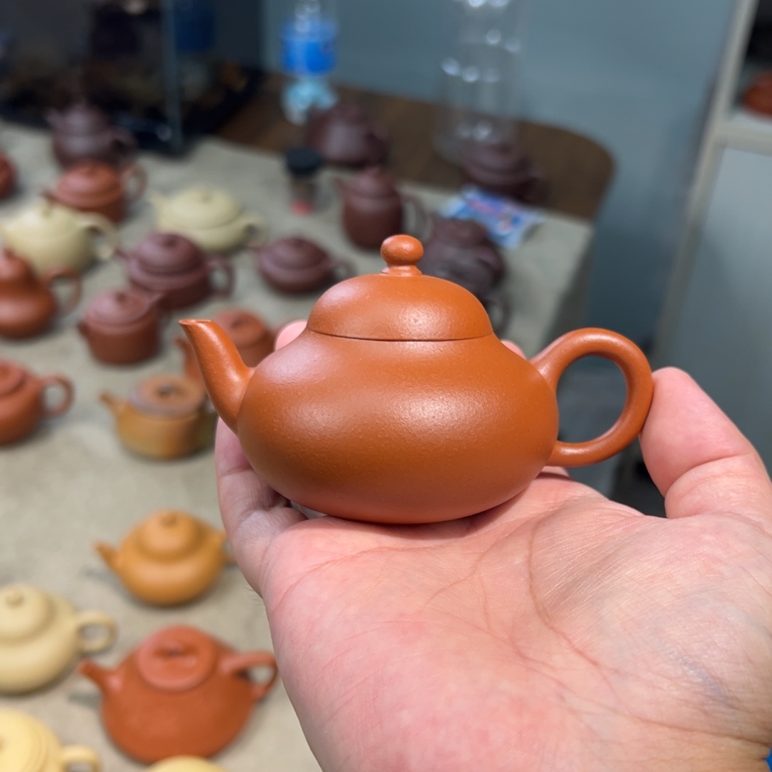 黄***：茶壶紫砂紫砂壶等