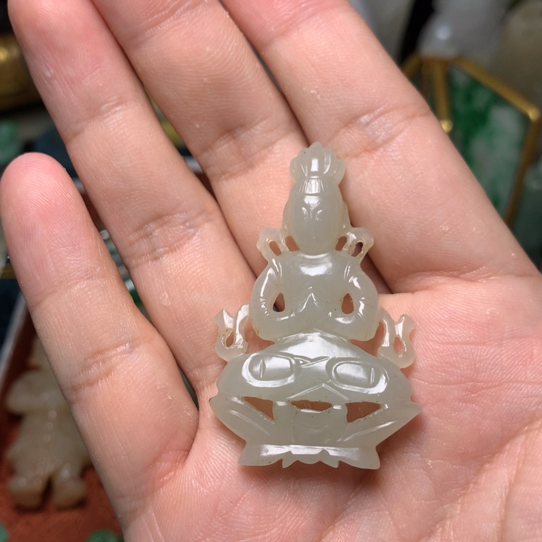 和田玉（糖玉）挂件未镶嵌风*