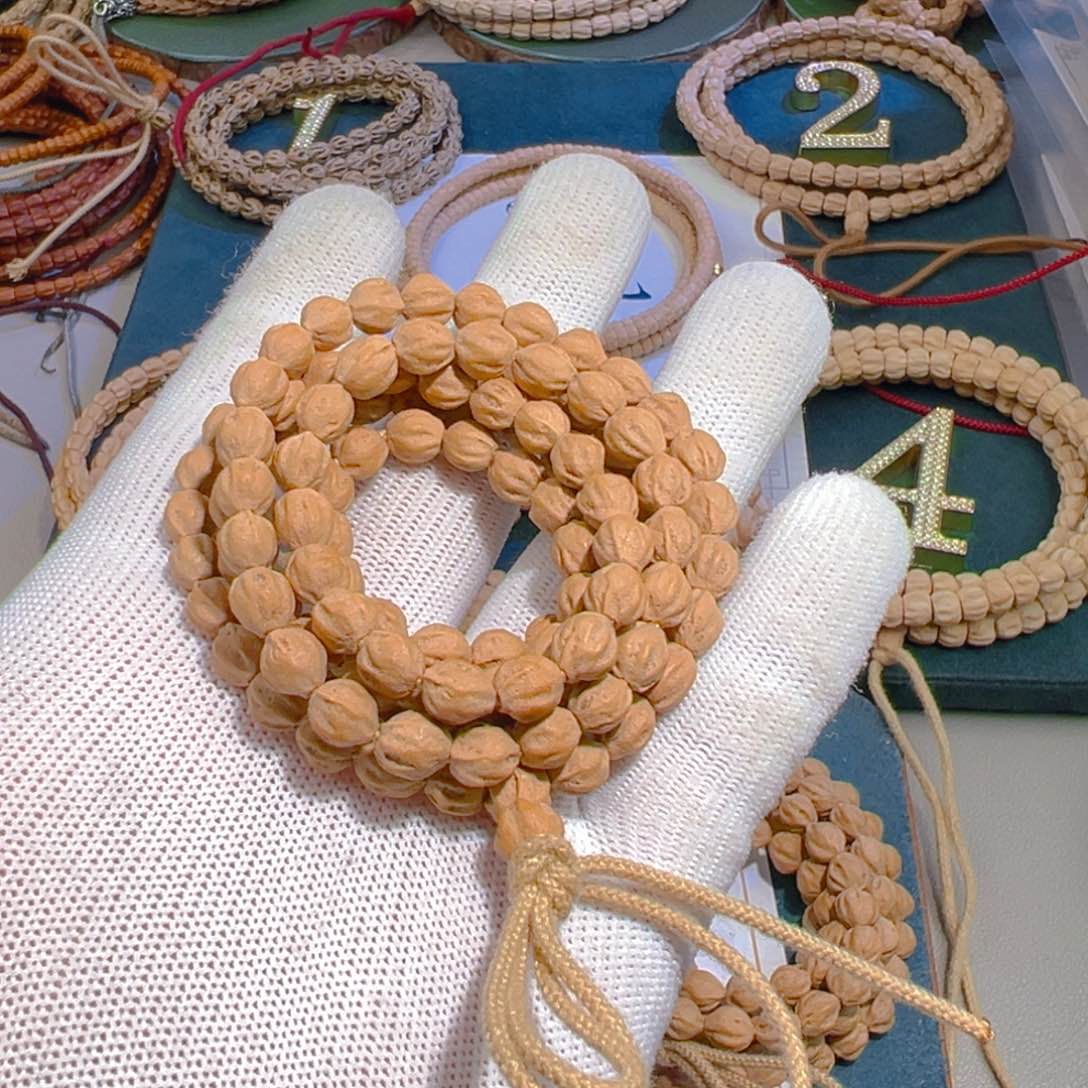 吊坠柏香籽/百香籽N****.