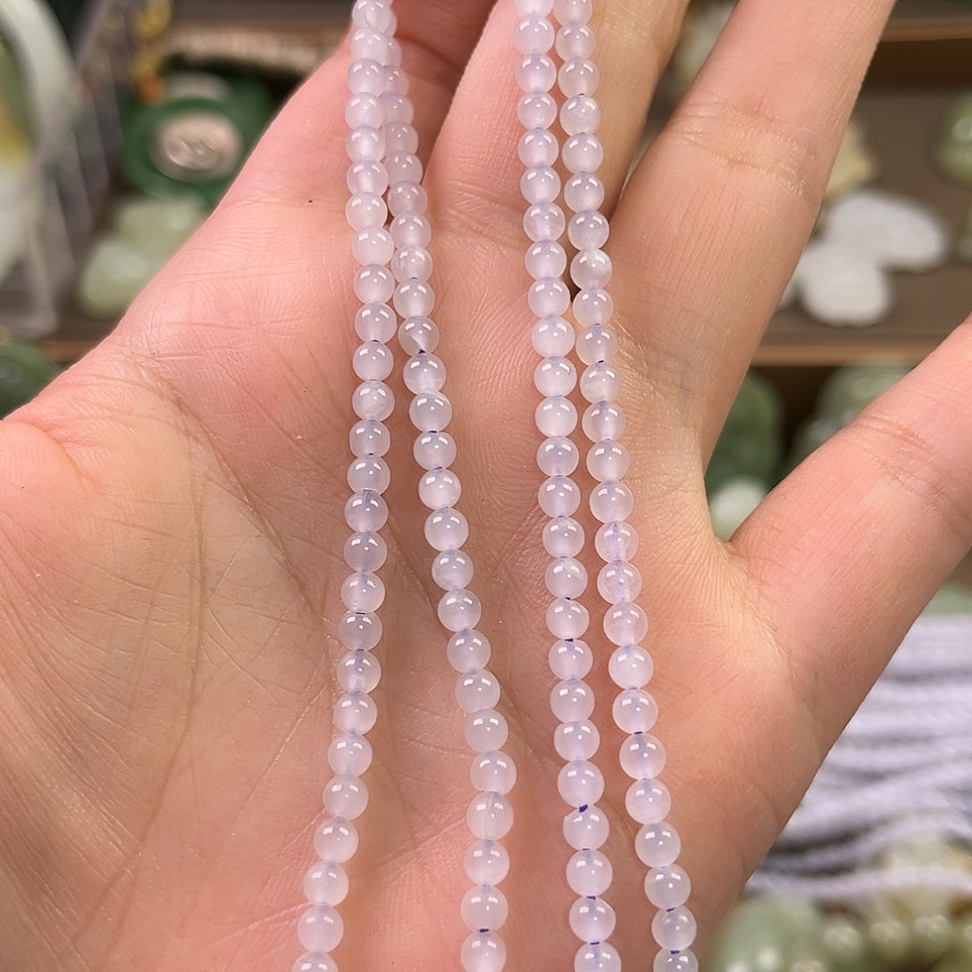 和田玉未镶嵌颈饰考*