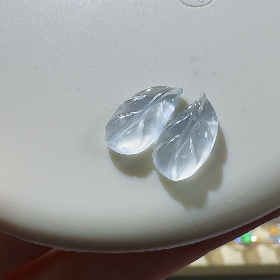 翡翠颈饰未镶嵌叶子一对