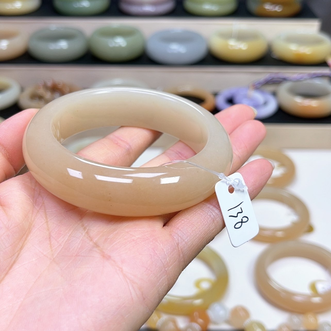 【闪购商品】石英质玉手镯未镶嵌王*