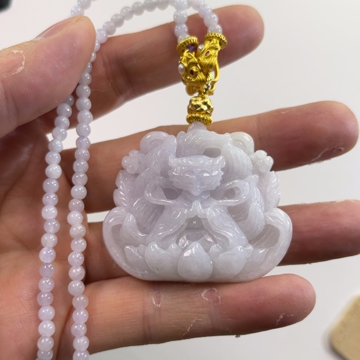 翡翠吊坠(赠链)未镶嵌代编织