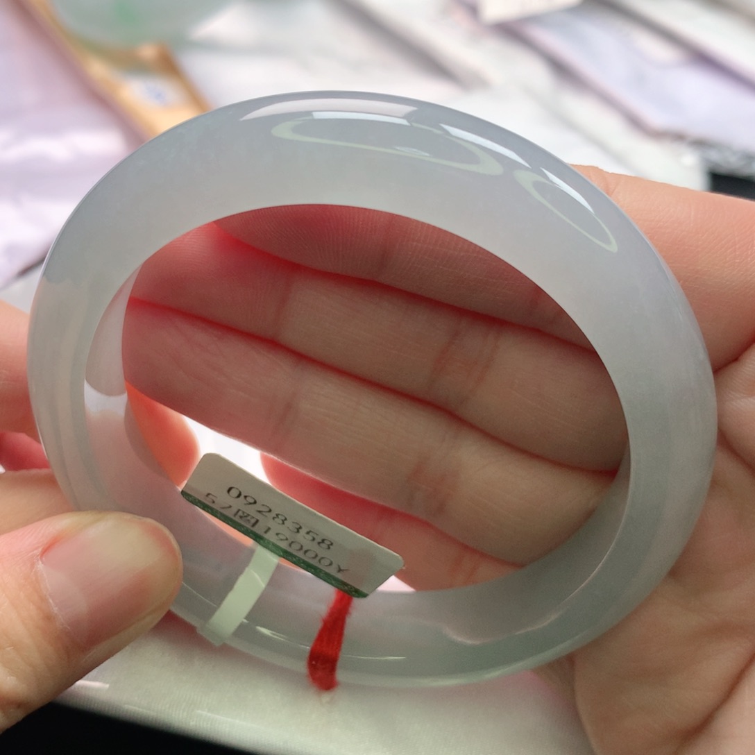 翡翠手镯未镶嵌5758圈