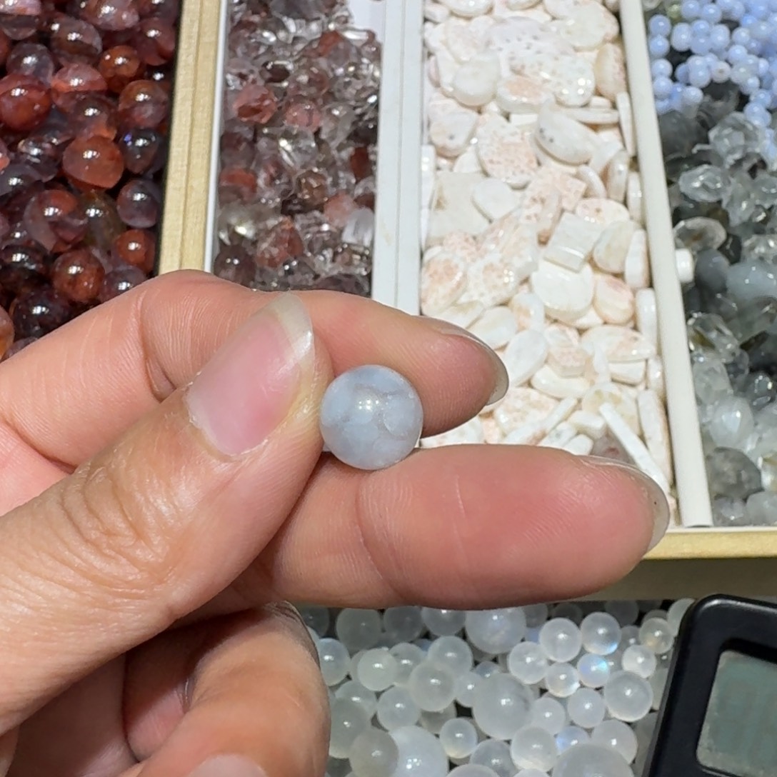 璐***”珠宝半成品未镶嵌水晶