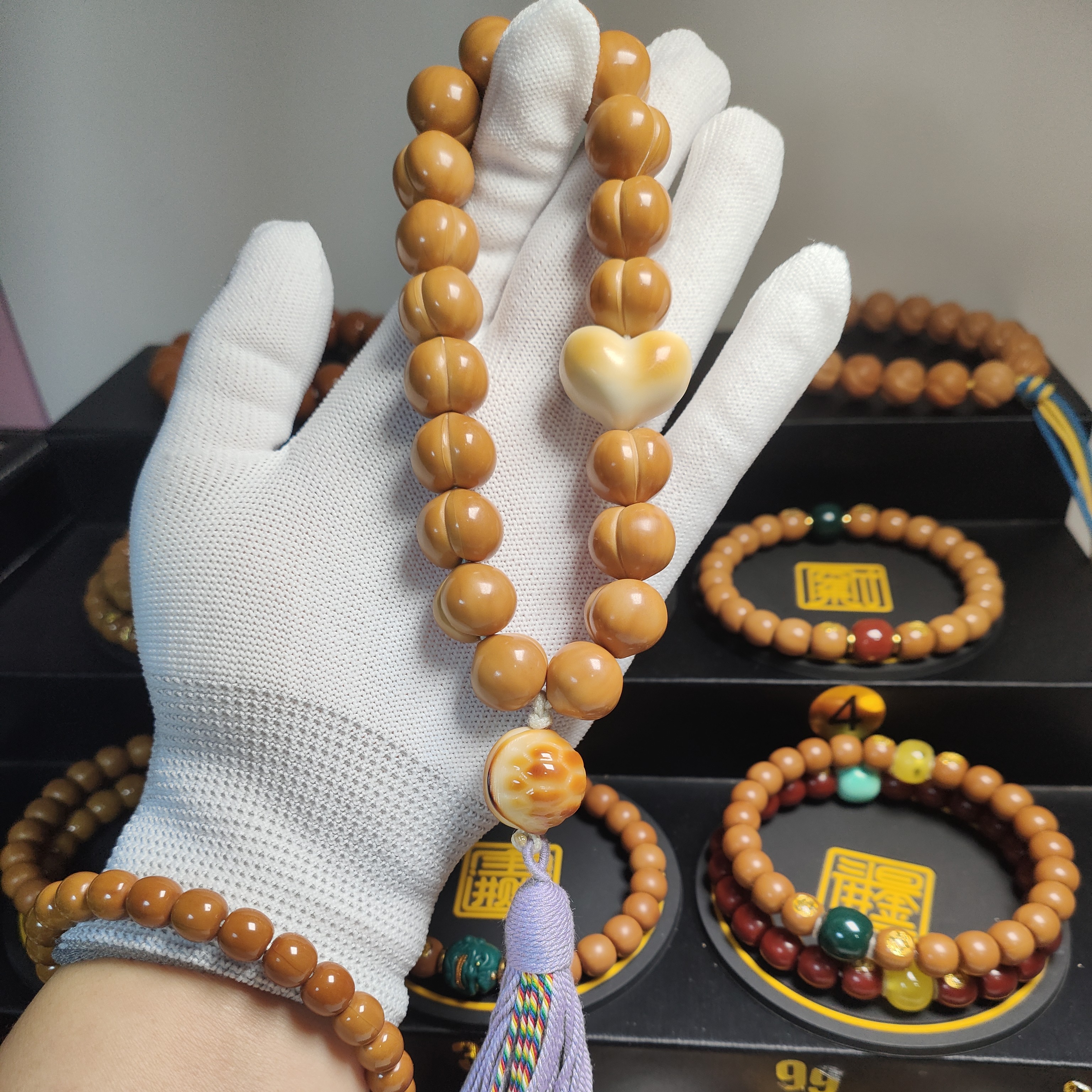 手工奶油泡芙屁桃全品无暇聚宝盆猴头文玩手串屁桃手持串16+尺寸