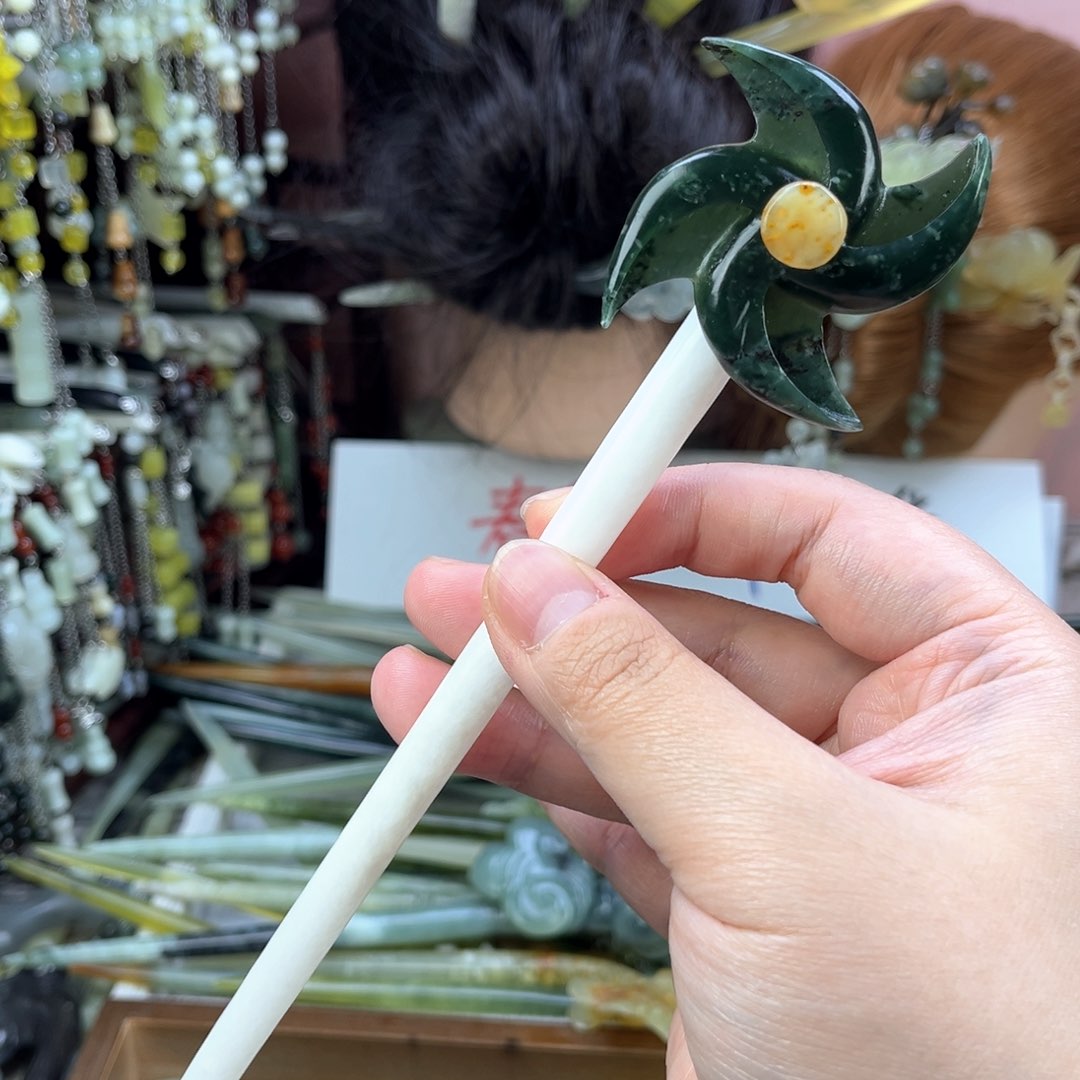 蛇纹石玉发饰未镶嵌长度20厘米左右