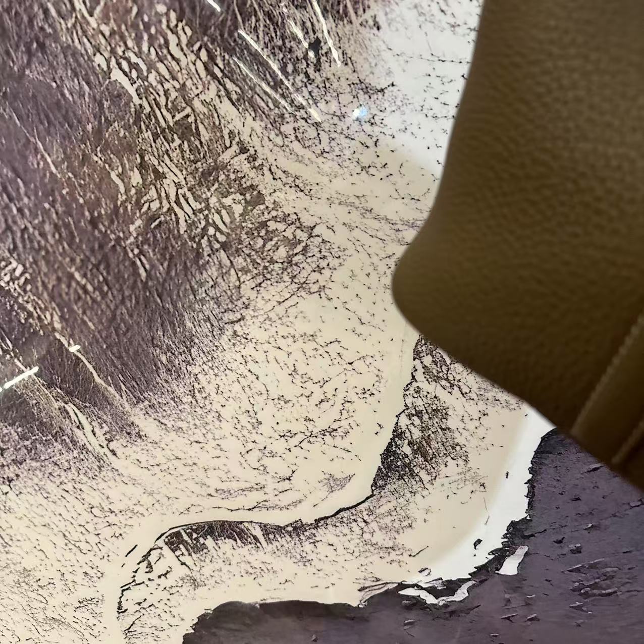 「日落雪松」大象灰单肩包