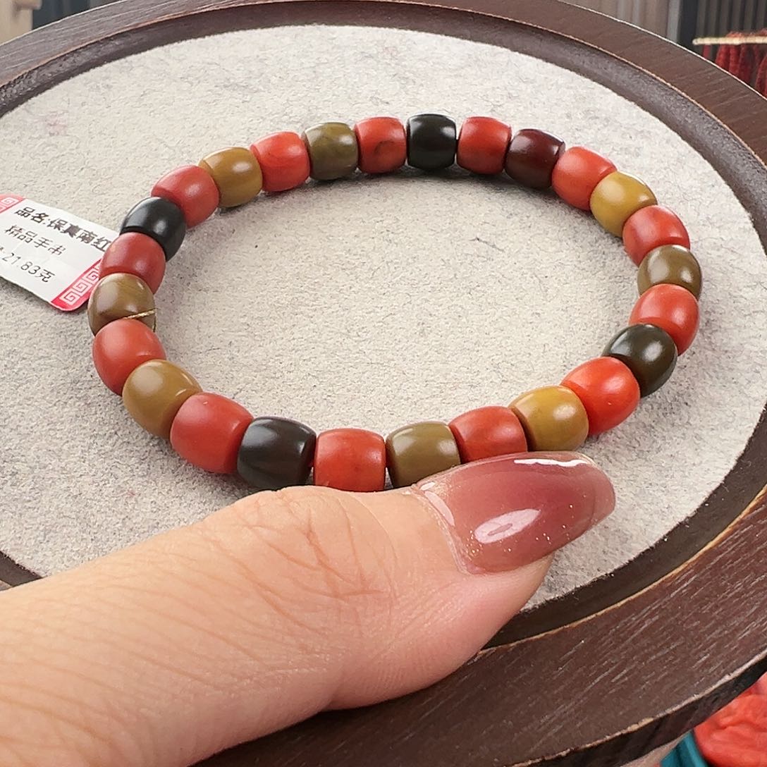 南红玛瑙手串未镶嵌