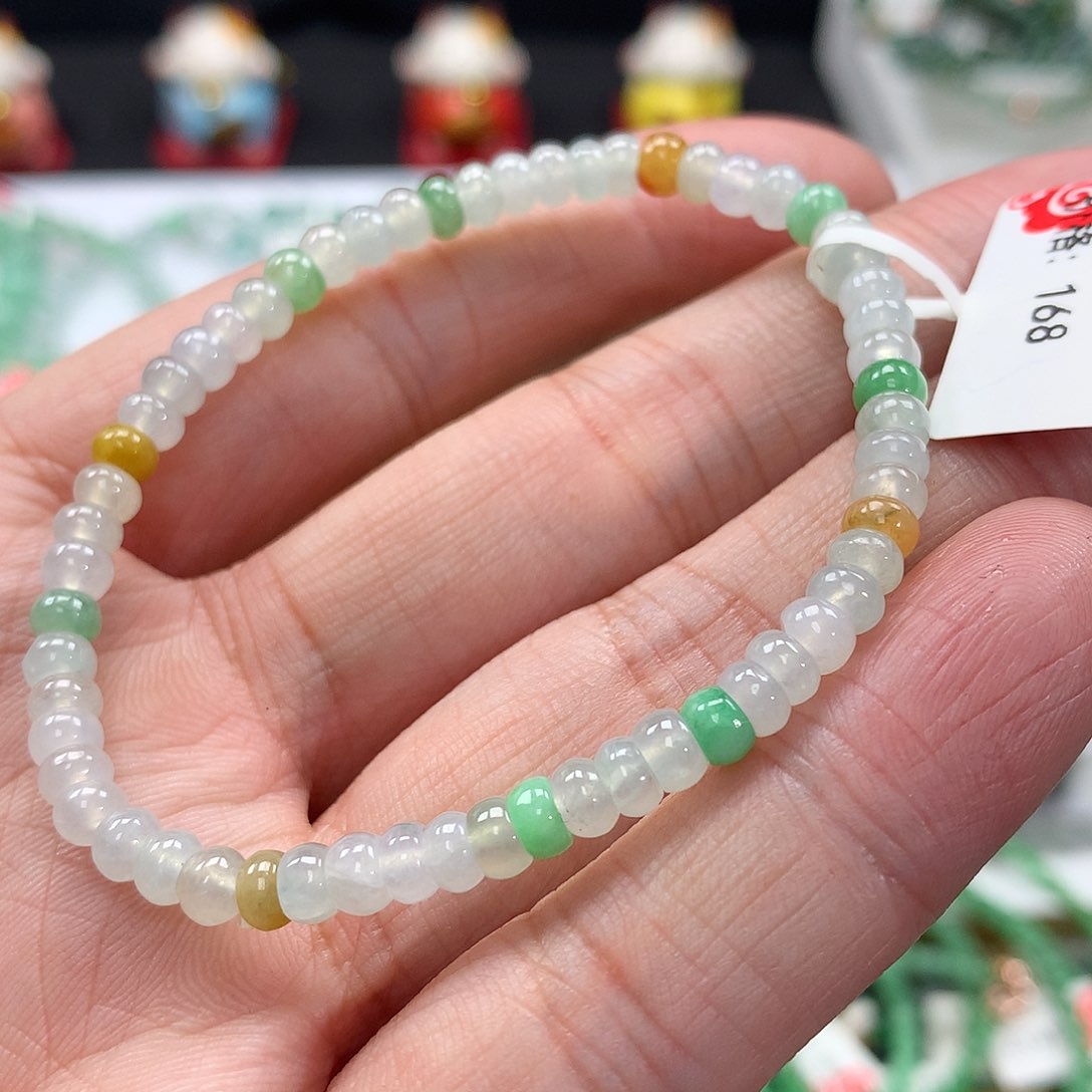 翡翠手链未镶嵌翡翠