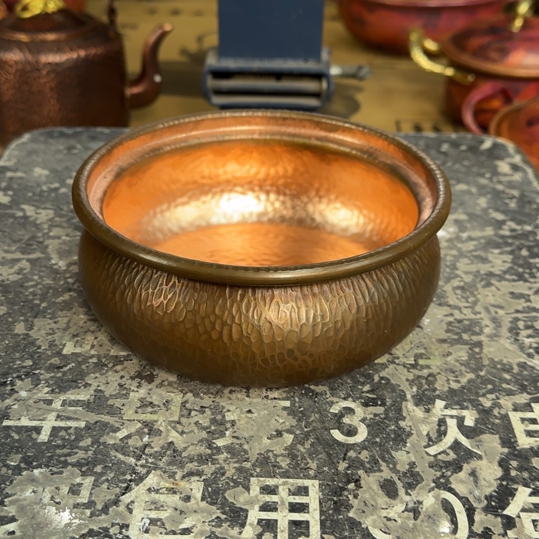 铜16cm烤色茶洗。  