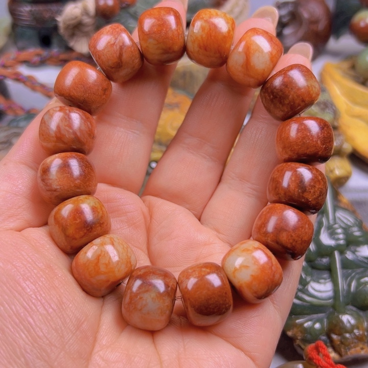 透闪石质玉手串未镶嵌