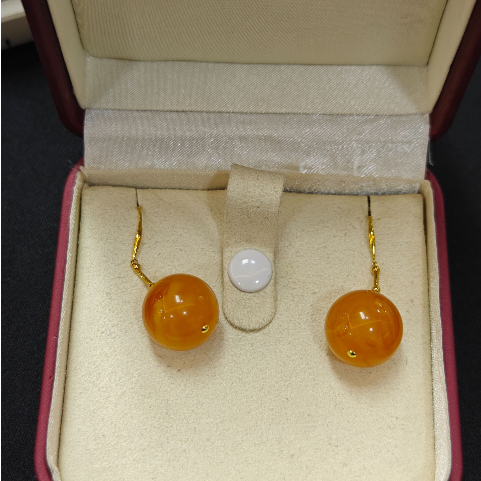 【玉经纶】-20187/HQ27-蜜蜡耳饰-多样性发其一