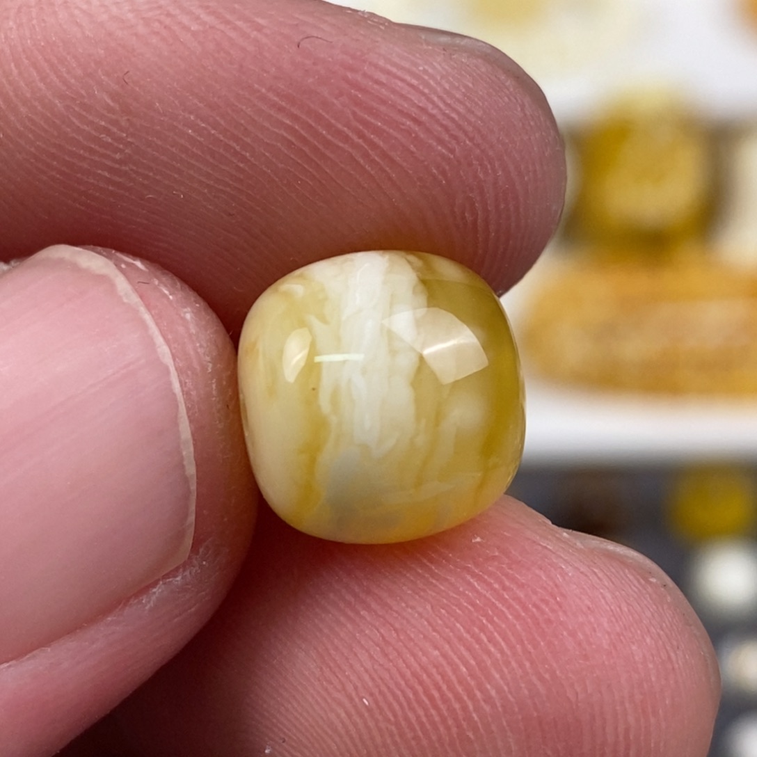 琥珀裸石未镶嵌7配饰