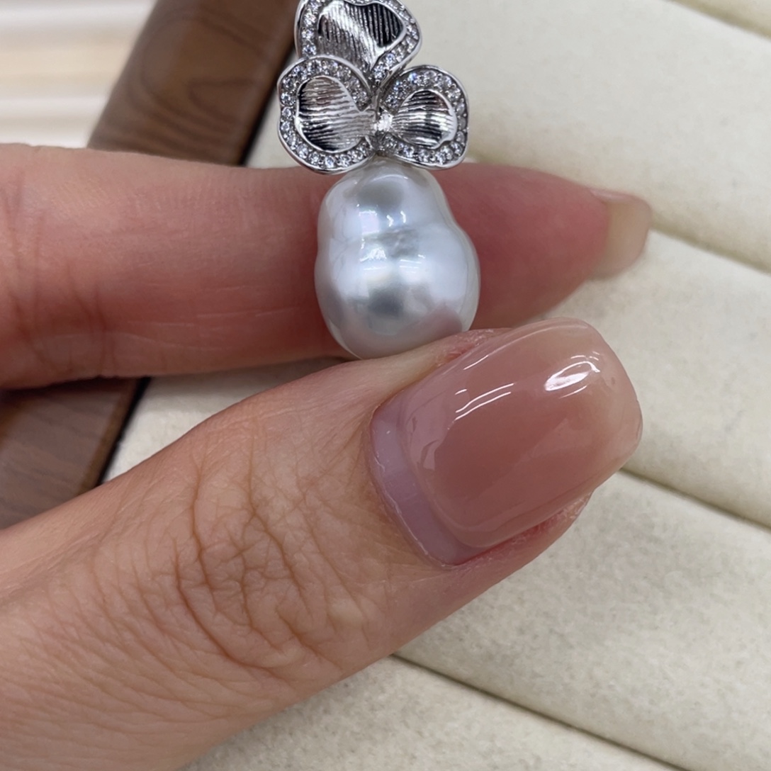 颈饰银S925镶嵌海水珍珠