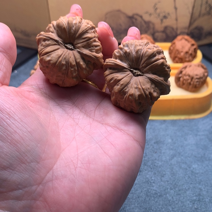 文玩核桃把件凹底南瓜墩
