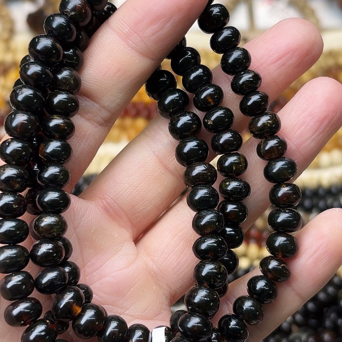 琥珀未镶嵌裸石八91744